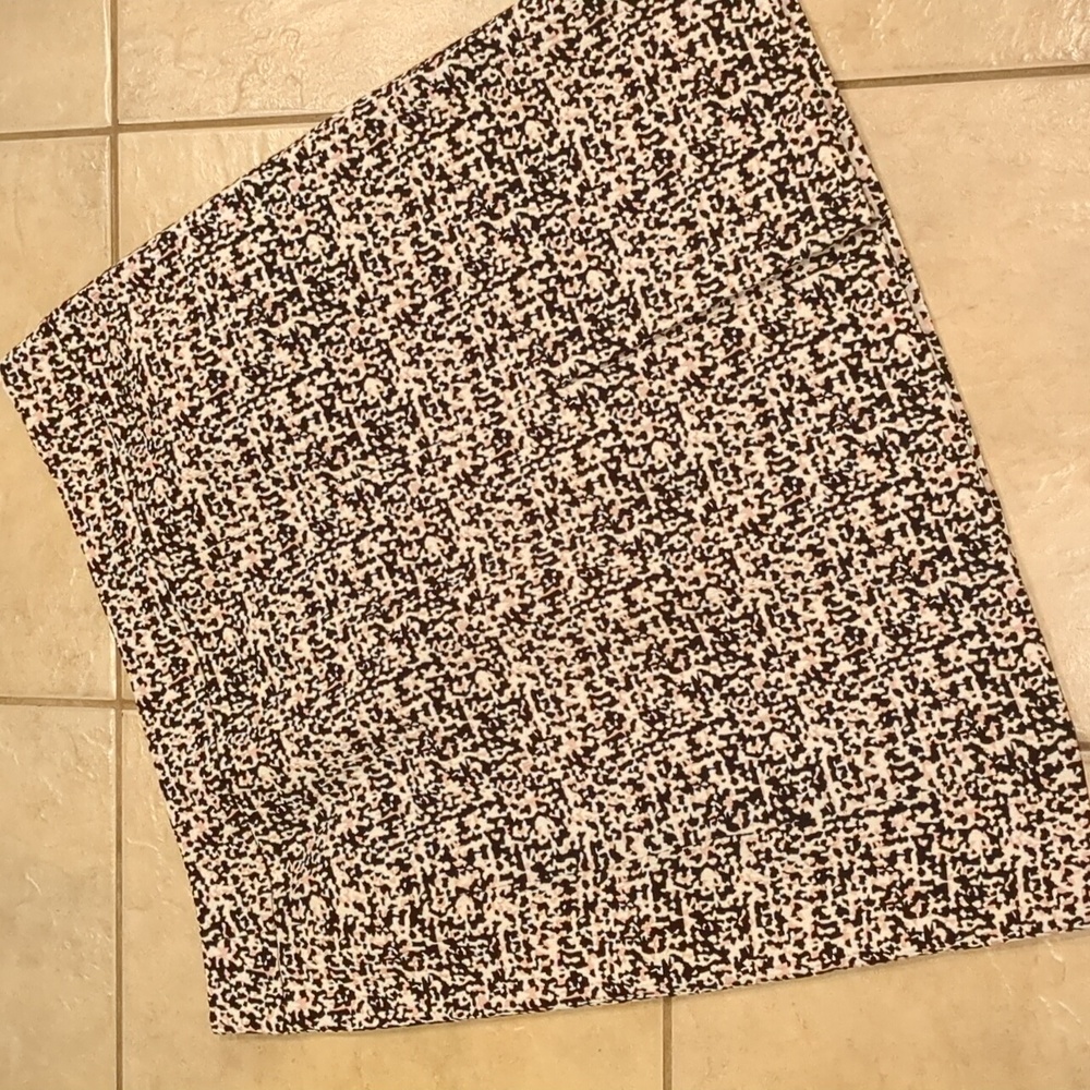 Talbots Black & Pink Pencil Skirt Size 20
